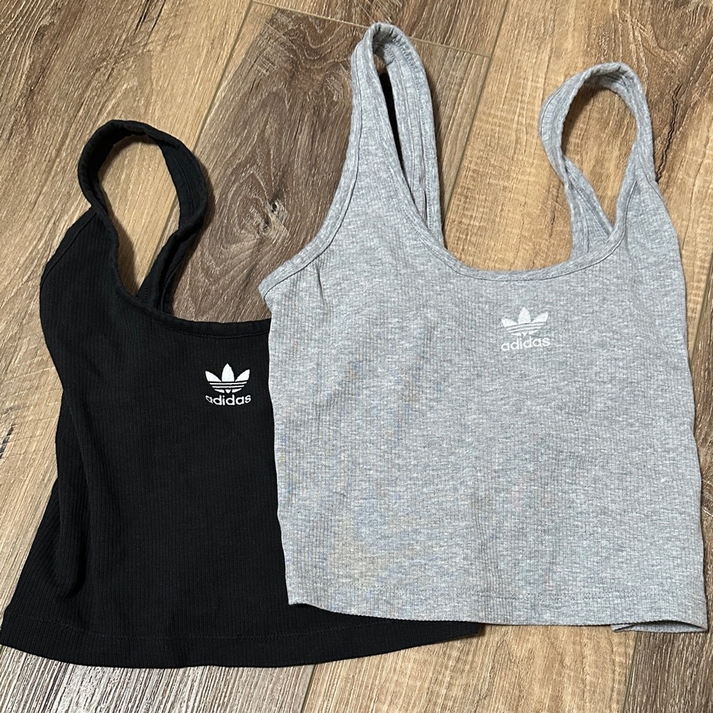 Set of Adidas Women's Black and Gray Crop Tops